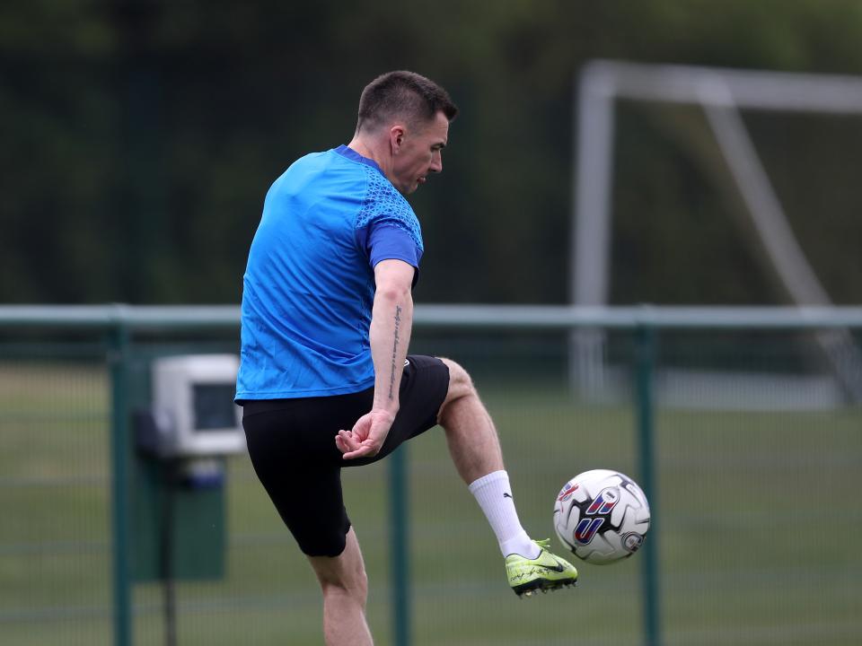 Jed Wallace controlling the ball during a training session