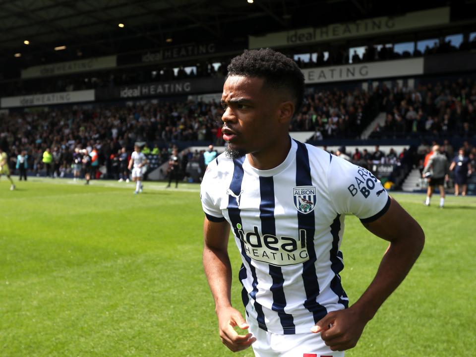 Grady Diangana on the pitch before the Preston game