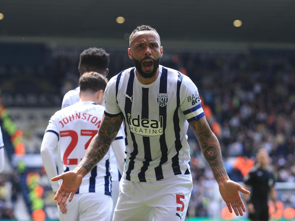 Kyle Bartley celebrates Alex Mowatt's goal against Preston 