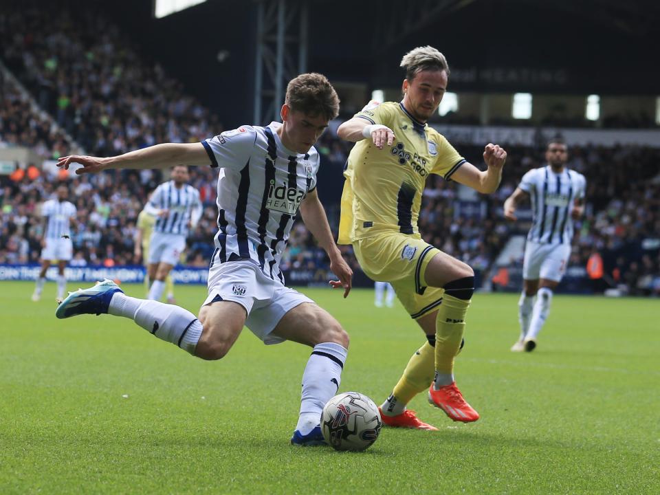 Tom Fellows on the ball against Preston 