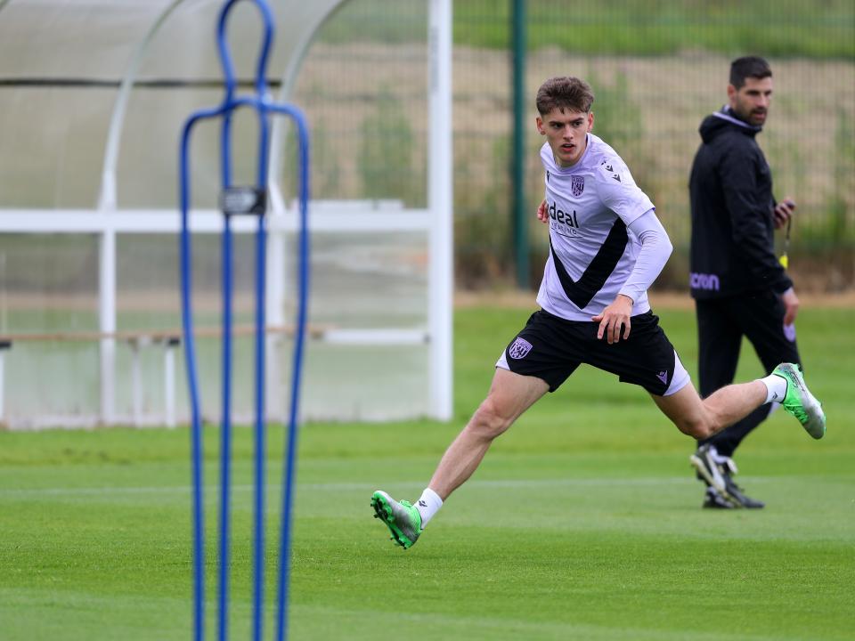 Tom Fellows running during a training session 