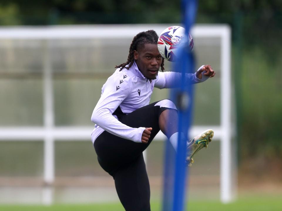 Brandon Thomas-Asante controlling the ball during a training session 