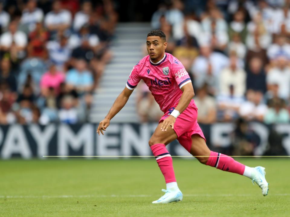 Lewis Dobbin in action at QPR 