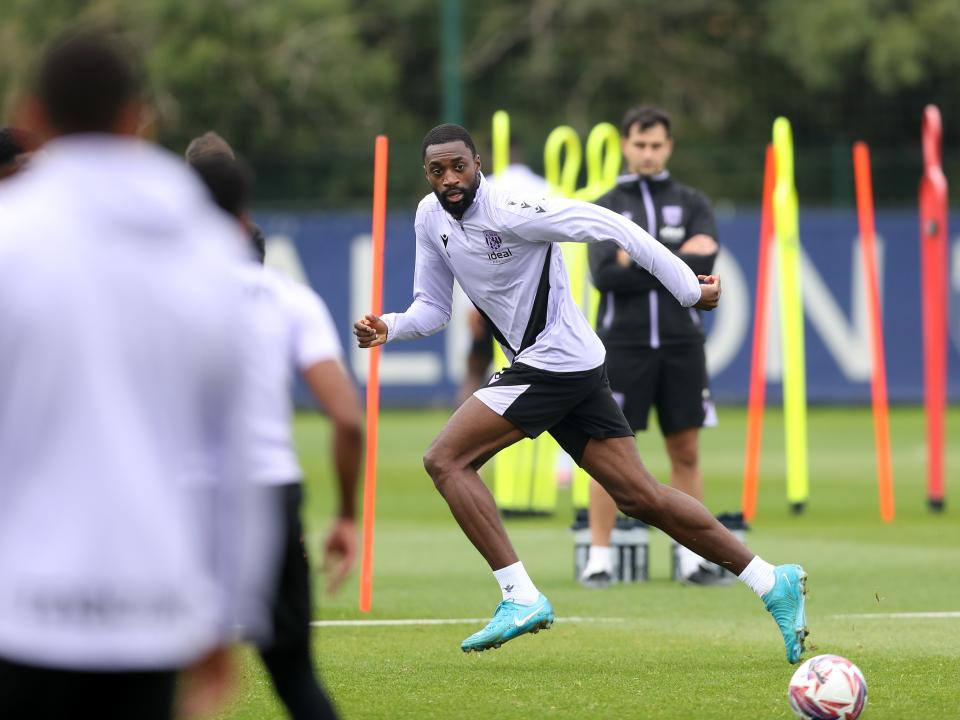Semi Ajayi running forwards during training
