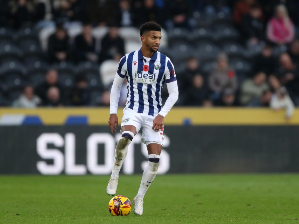 Mason Holgate on the ball against Hull