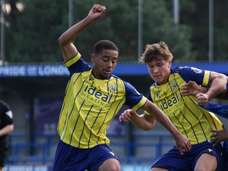 A photo go Albion U21s Deago Nelson and Cole Deeming in the 2024/25 yellow away kit
