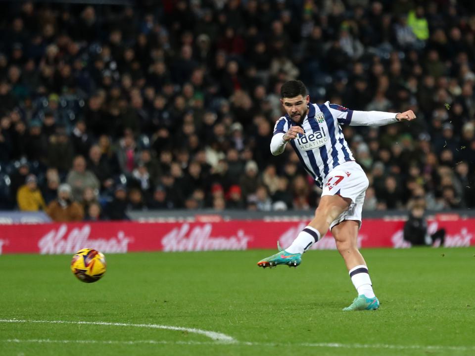 Alex Mowatt shoots and scores against Coventry City 