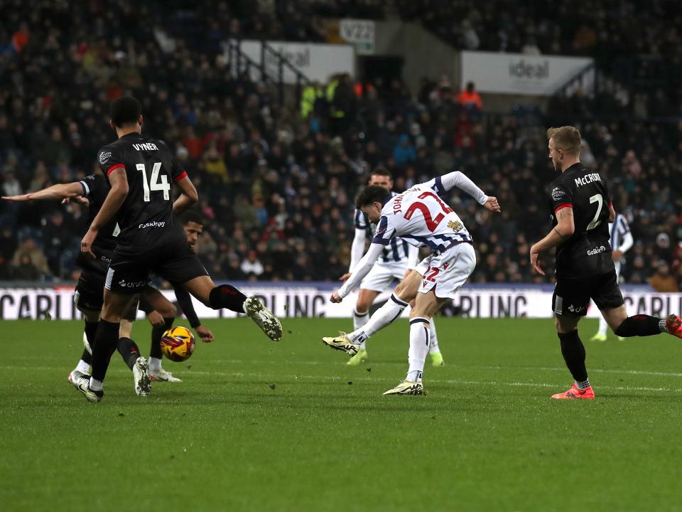 Mikey Johnston shoots against Bristol City 