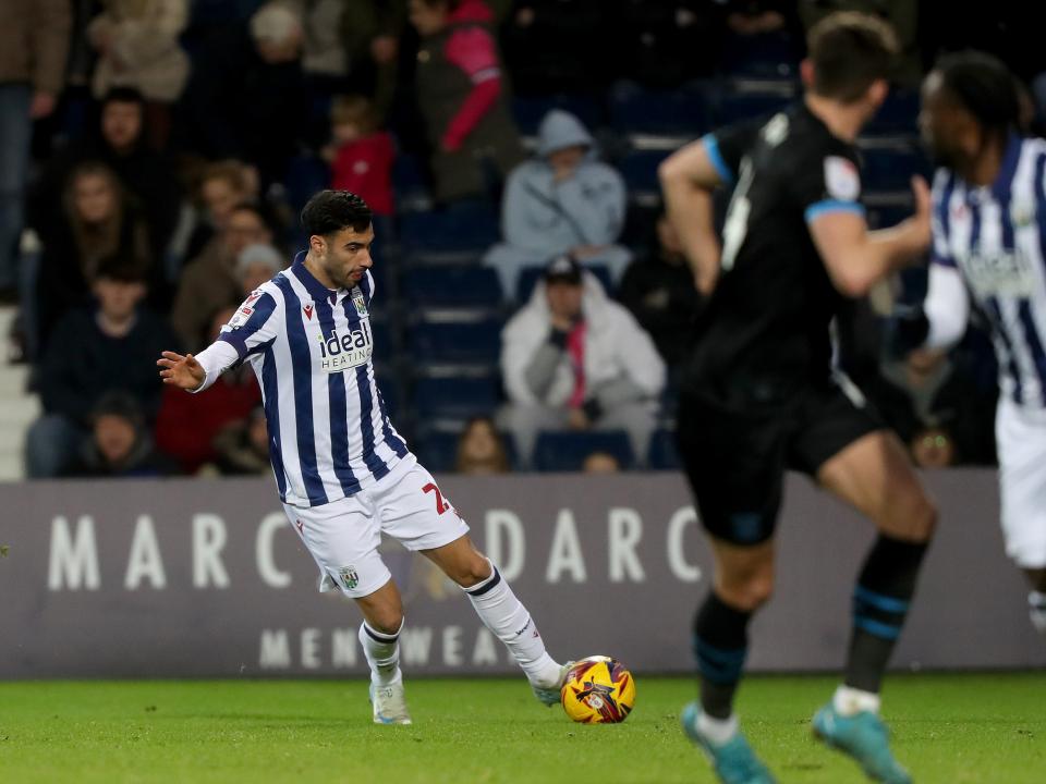 Gianluca Frabotta in action against Preston
