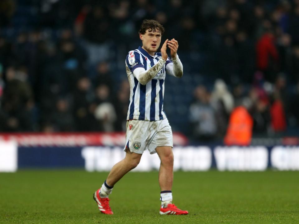 Callum Styles applauding Albion fans after beating Sheffield Wednesday