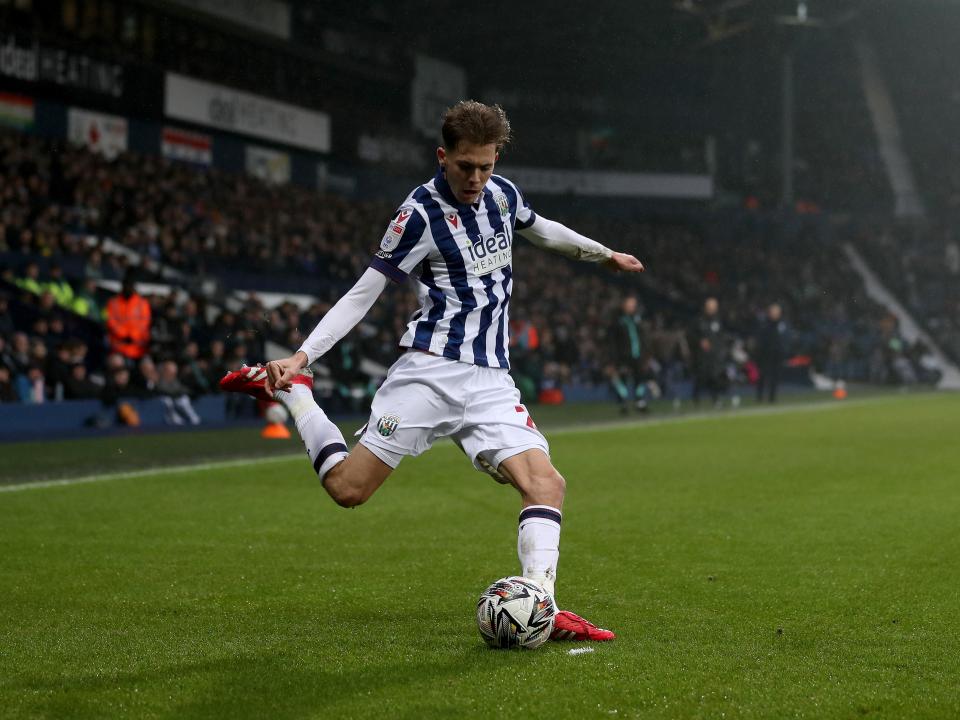 Isaac Price in action against Sheffield Wednesday