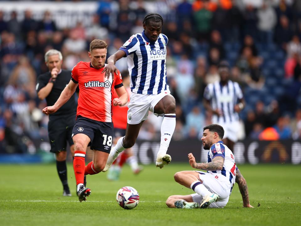 Ousmane Diakité in action against Luton Town