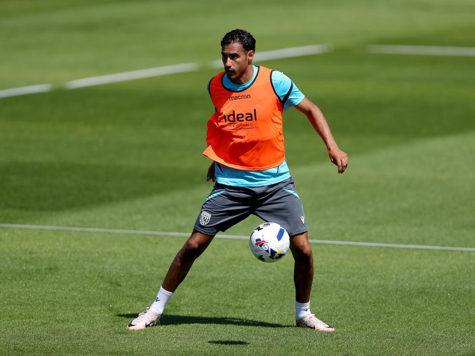 Gianluca Frabotta on the ball during a training session