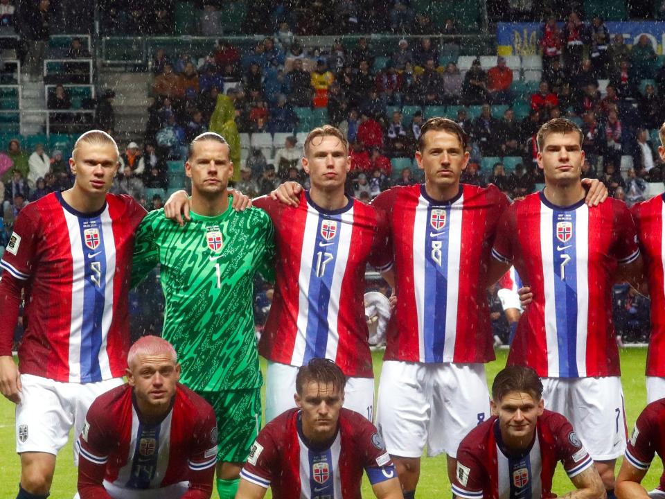 A photo of Torbjørn Heggem representing Norway in their red home kit 