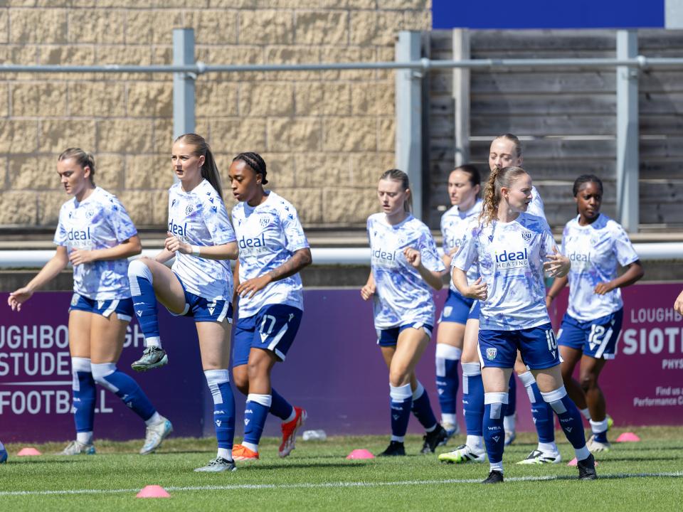 Albion Women warming up before the game with Loughborough Lightning 