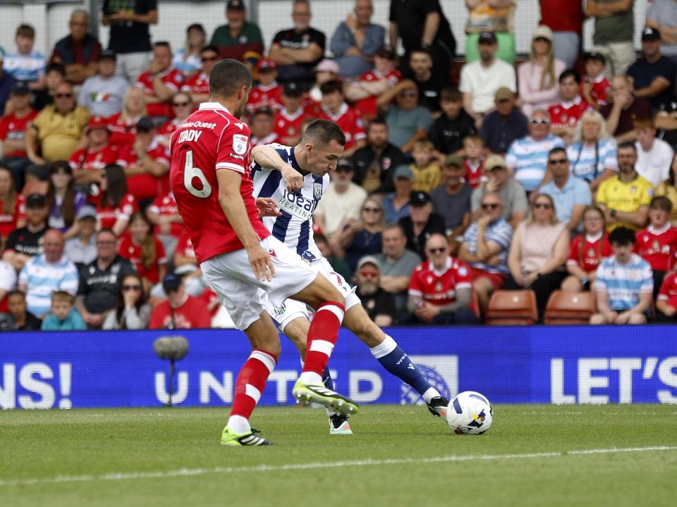Jed Wallace shooting and scoring against Wrexham 