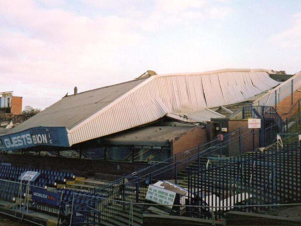 Dismantle of The Rainbow Stand