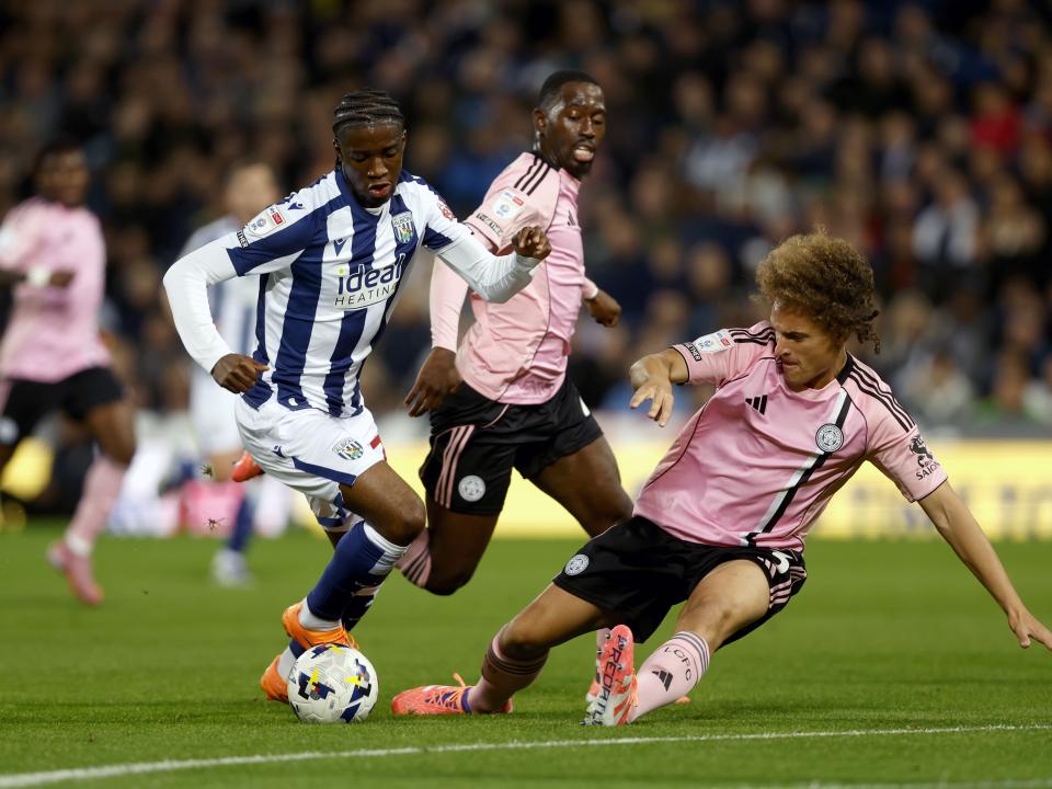 Samuel Iling-Junior in action against Leicester City 
