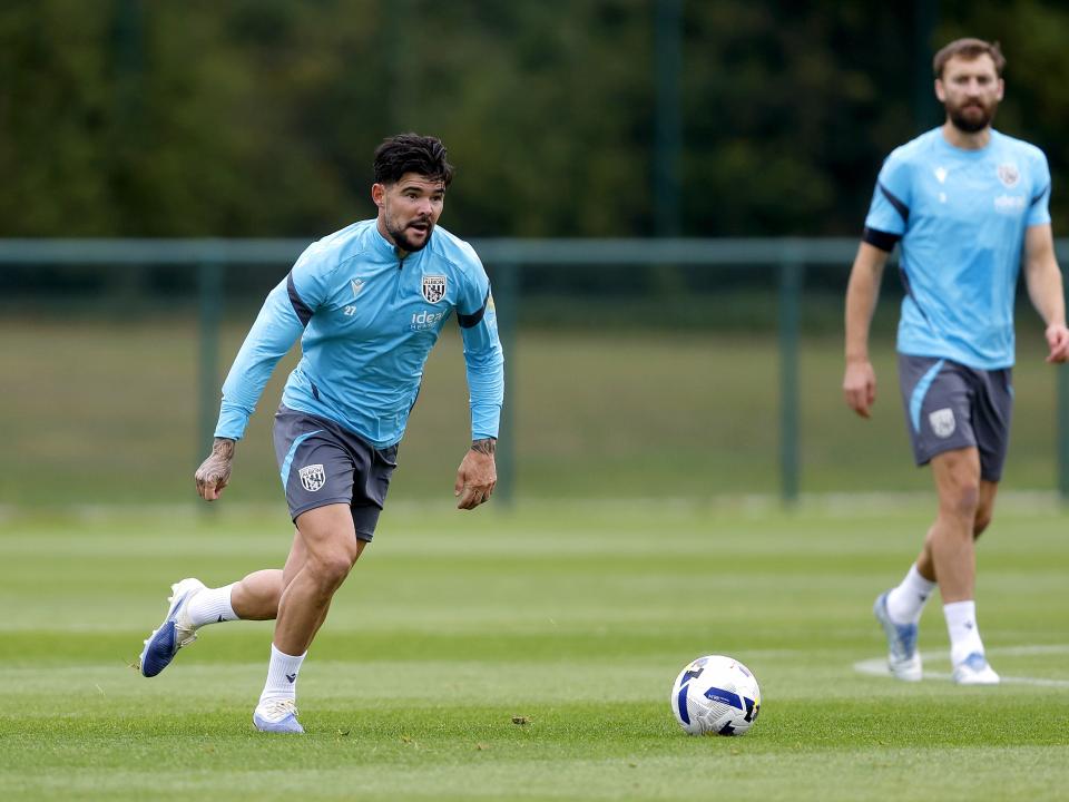Alex Mowatt on the ball during training
