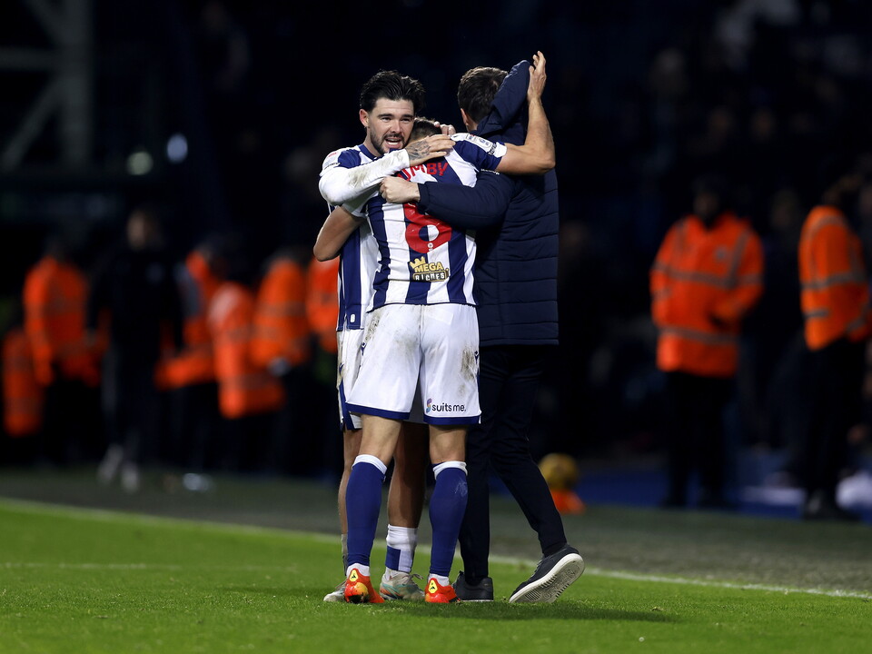 Jayson Molumby, Alex Mowatt and Ryan Mason celebrating Albion's win over Swansea