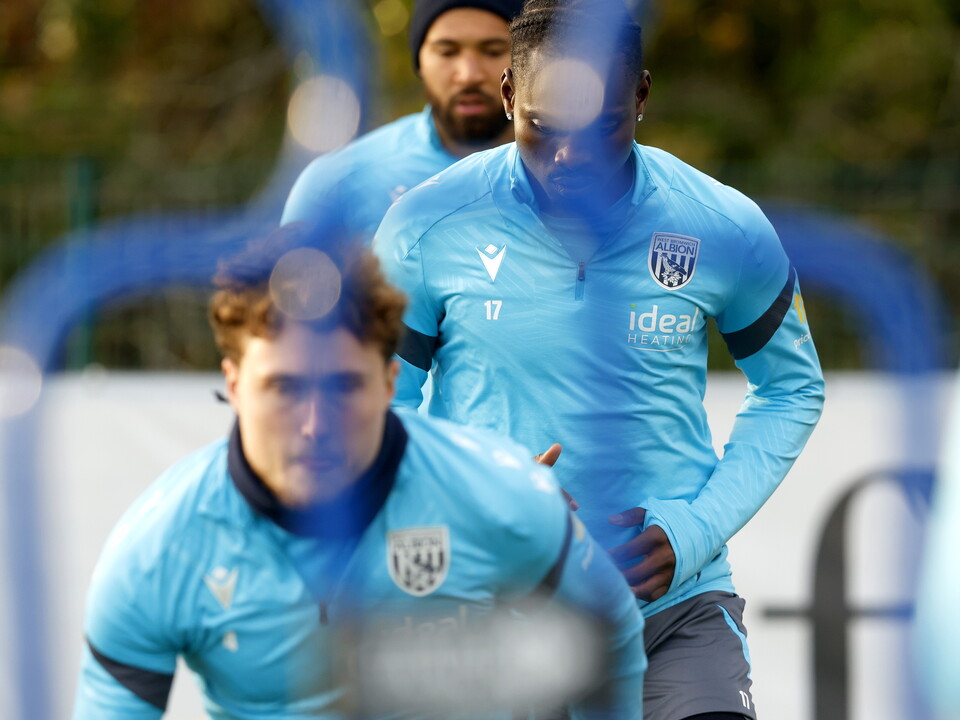 Several players warming up before a training session
