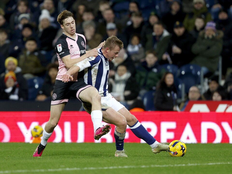 Aune Heggebø on the ball against QPR 