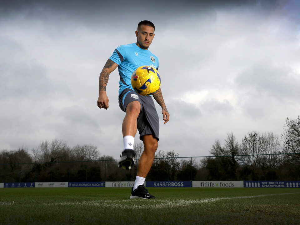 Danny Imray juggling a football out on a training pitch