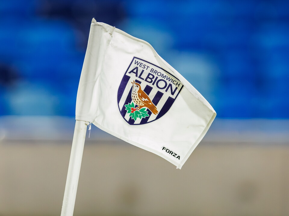 A corner flag.