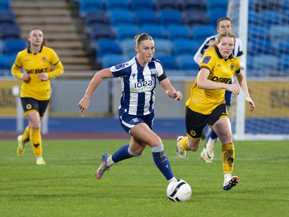 Monique Robinson in action against Wolves.