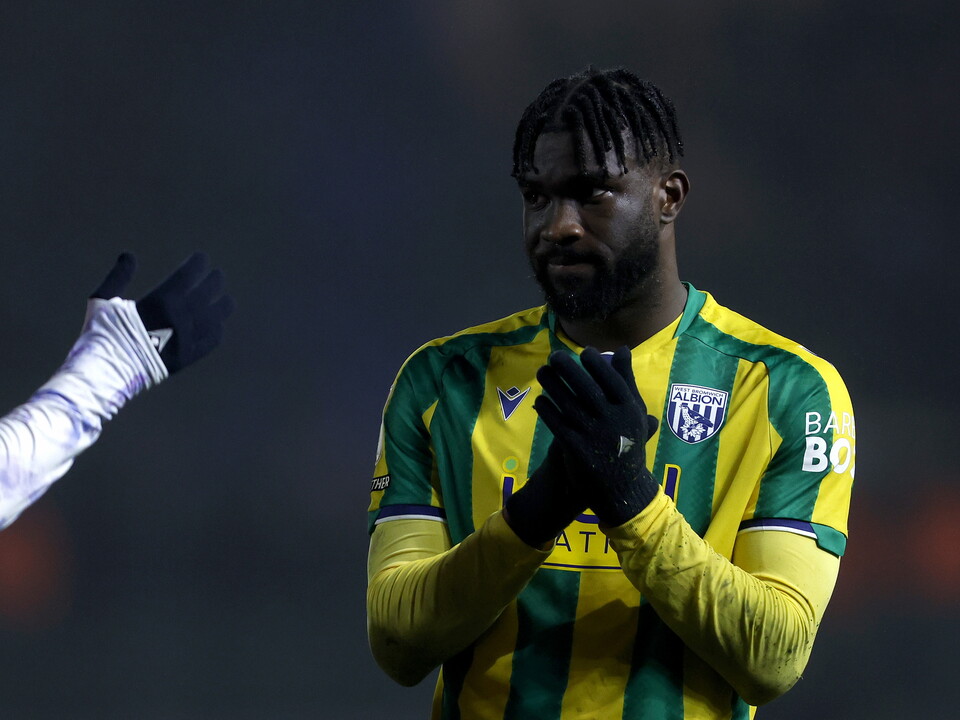 Daryl Dike applauding WBA fans after the draw at Birmingham