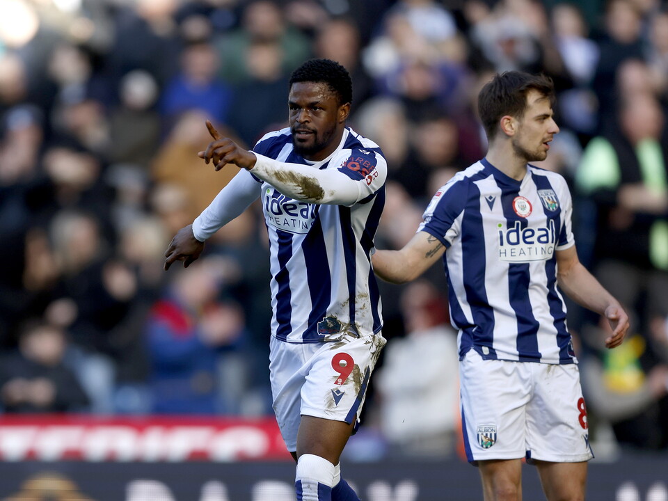 Josh Maja celebrates scoring against Hull