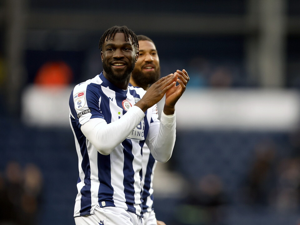 Daryl Dike applauding WBA fans after the win over Hull