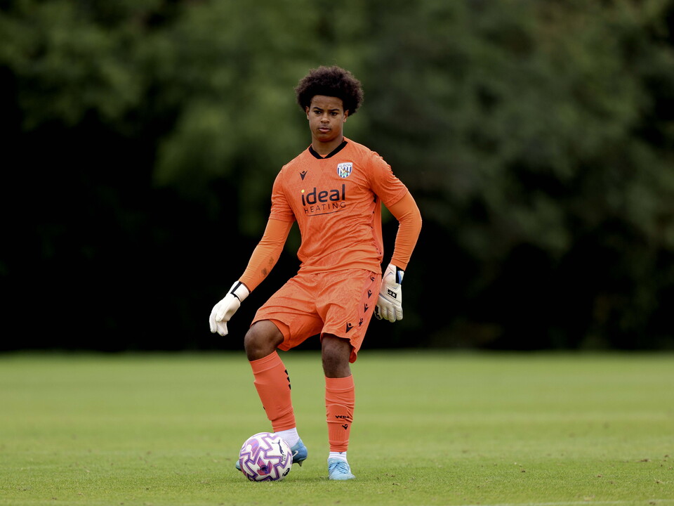 A photo of Albion U18 goalkeeper Max Moses