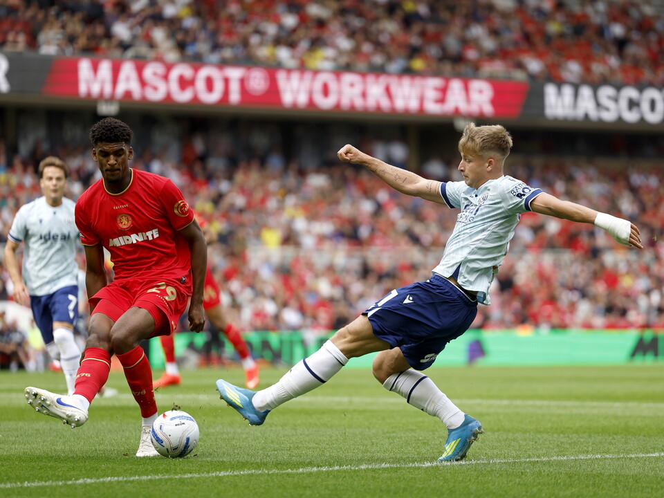 JJ Morgan plays against Middlesbrough