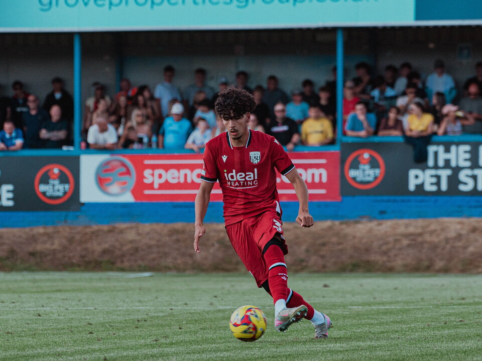 Adam Letlat.