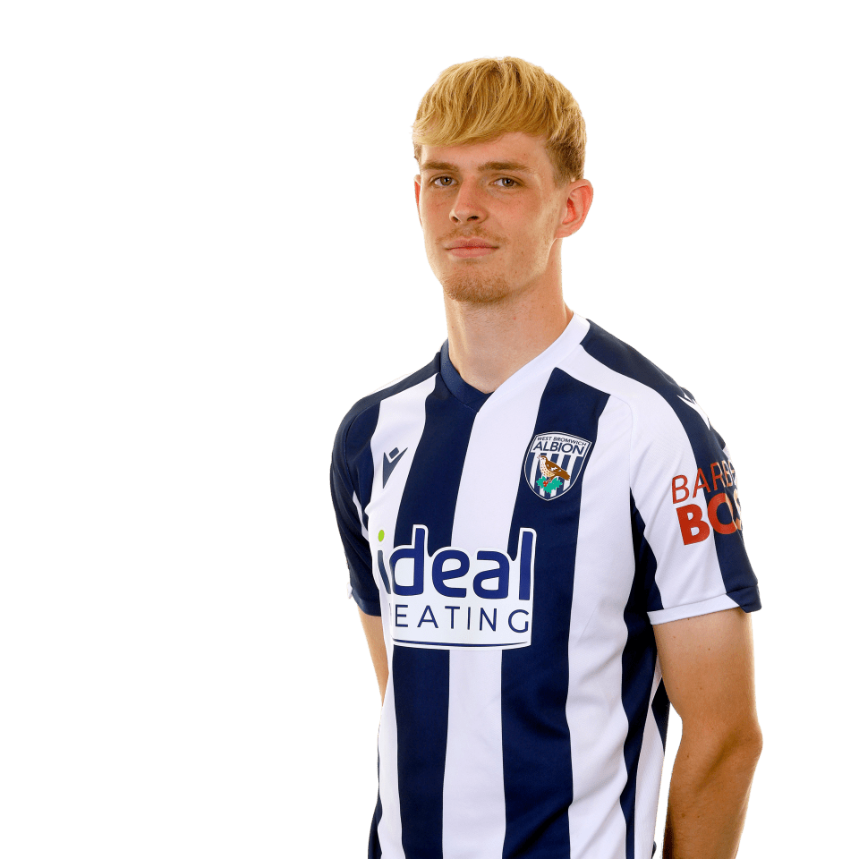 A photo headshot of Toby Collyer in the 2025/26 home kit