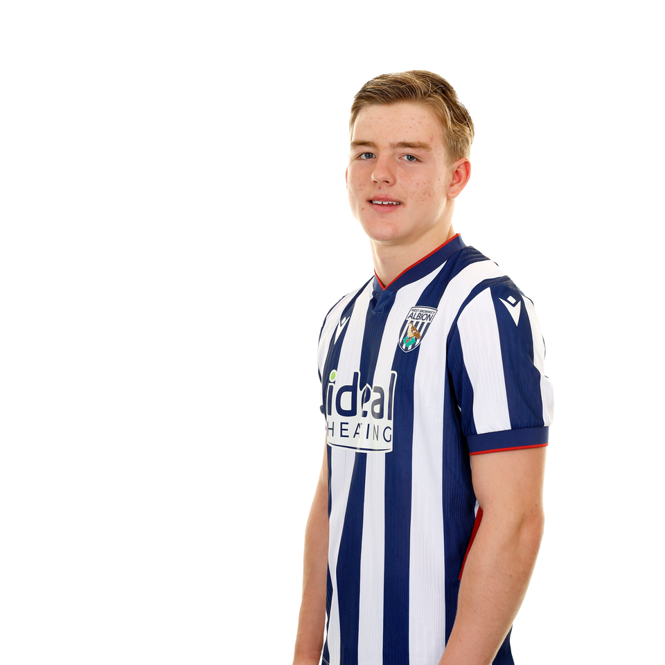 A 2026/27 headshot of U18 player Ethan Smith