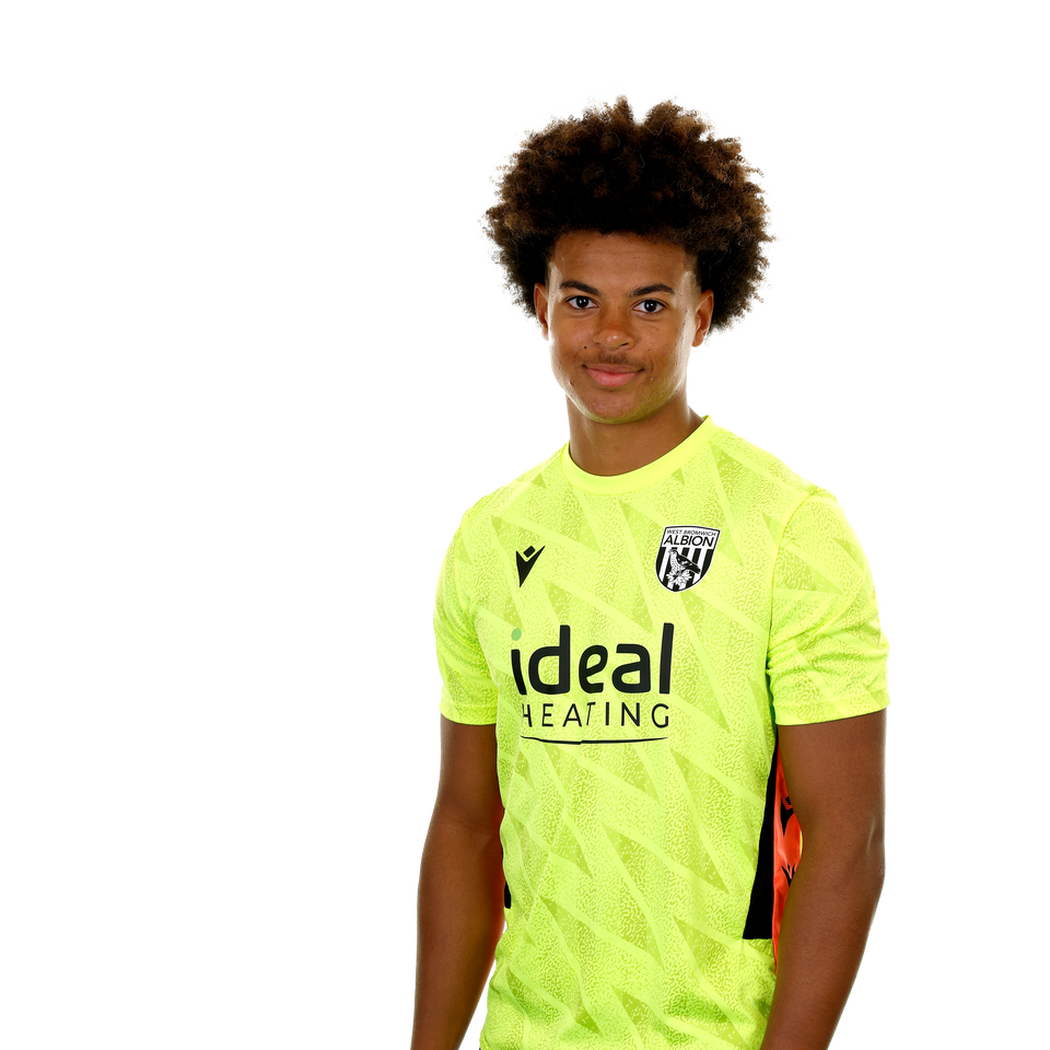A 2026/27 headshot of U18 player Max Moses