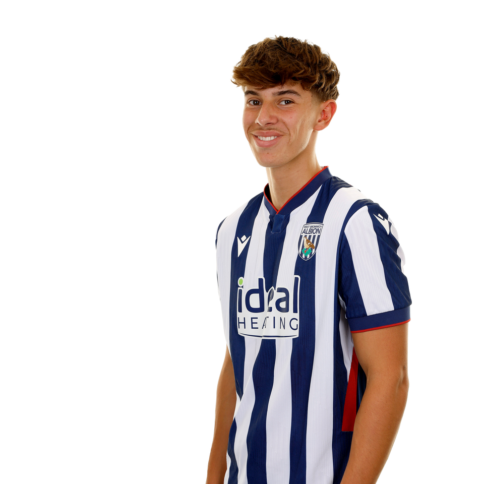 A 2026/27 headshot of U18 player Theo Jackson